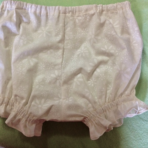 #36 White Cotton Bloomers 6-9 months, Handmade - Picture 4 of 4